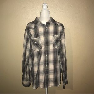 Pearl snap, long sleeve T-shirt